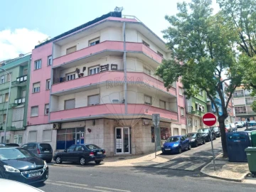 Apartamento T3 para Venda em Venteira