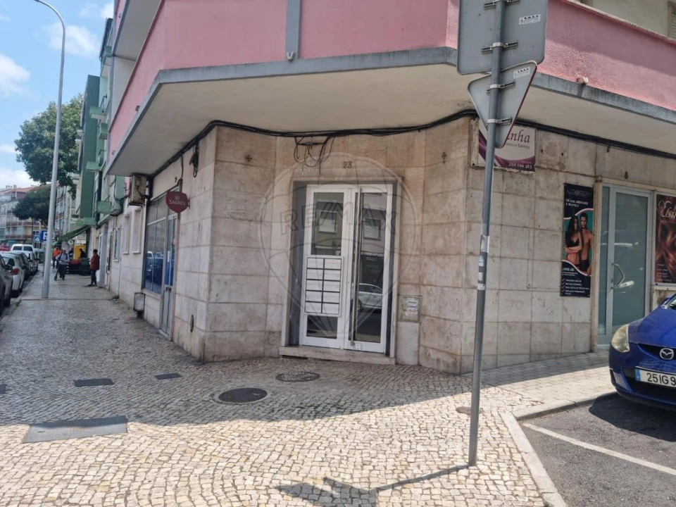 Apartamento T3 para Venda em Venteira Foto 2