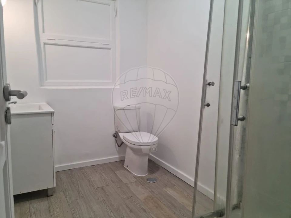 Apartamento T3 para Venda em Venteira Foto 15