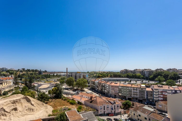 Apartamento T3 para Venda em Sacavém e Prior Velho Foto 17