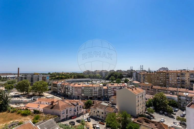 Apartamento T3 para Venda em Sacavém e Prior Velho Foto 18