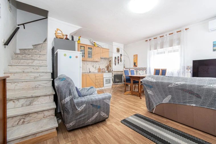 Moradia T2 para Venda em Ventosa Foto 8