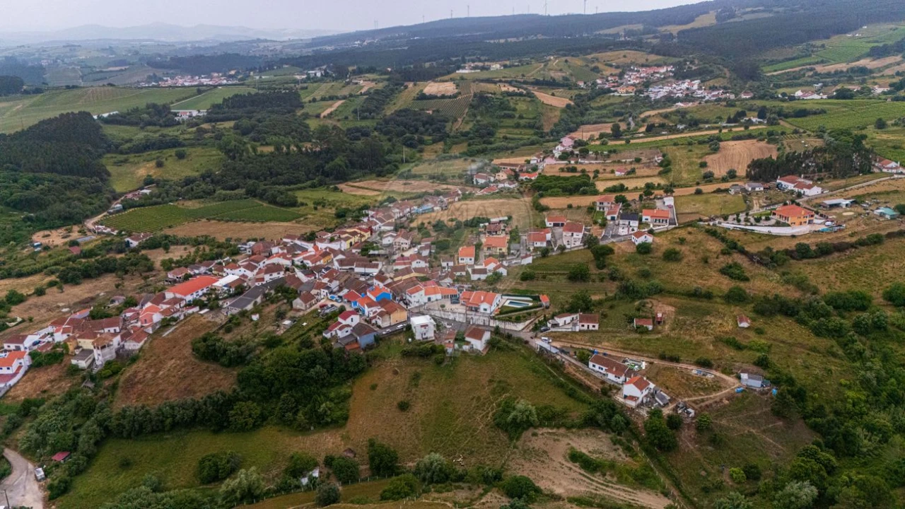 Moradia T2 para Venda em Ventosa Foto 36