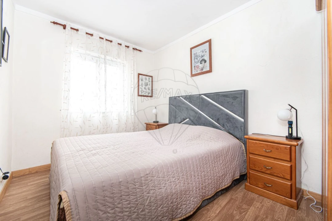 Moradia T2 para Venda em Ventosa Foto 19