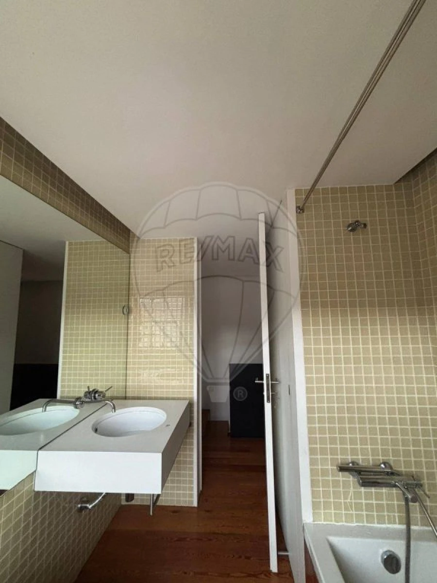 Moradia T3 para Venda em Braga (Maximinos, Sé e Cividade) Foto 30