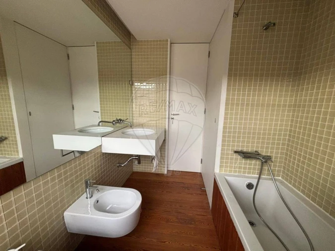 Moradia T3 para Venda em Braga (Maximinos, Sé e Cividade) Foto 27