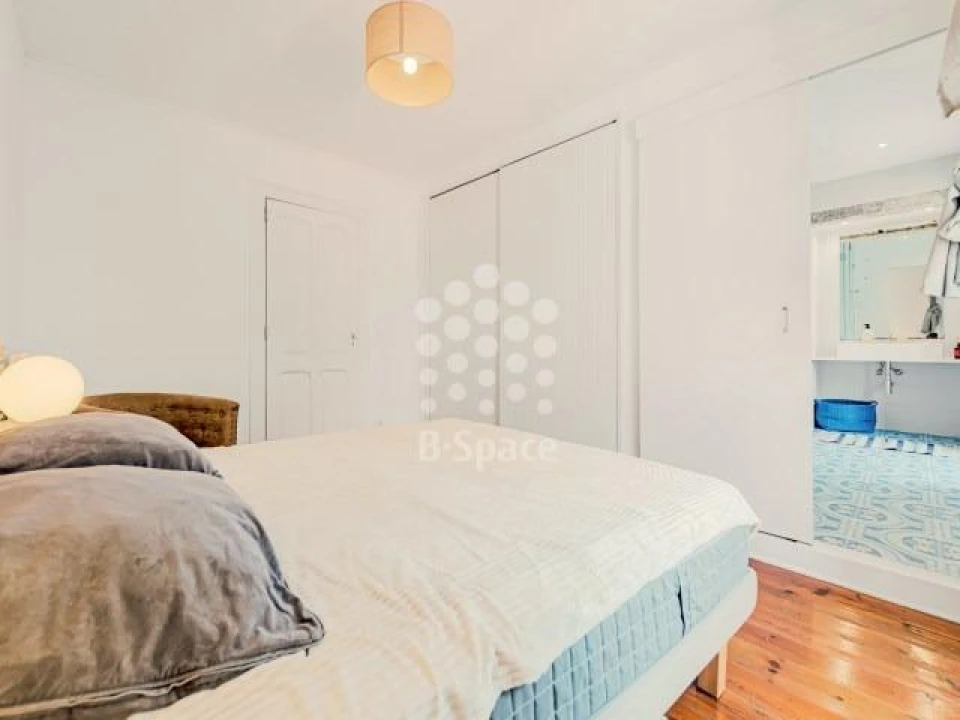 Apartamento T2 para Venda em Misericórdia Foto 10
