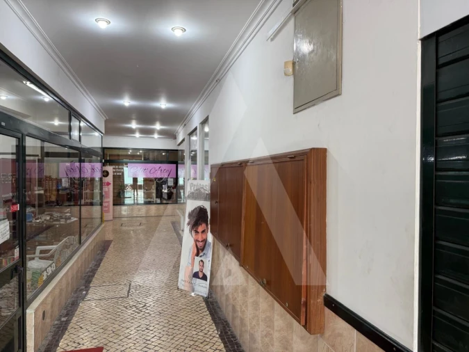 Loja para Venda em Ílhavo (São Salvador) Foto 1