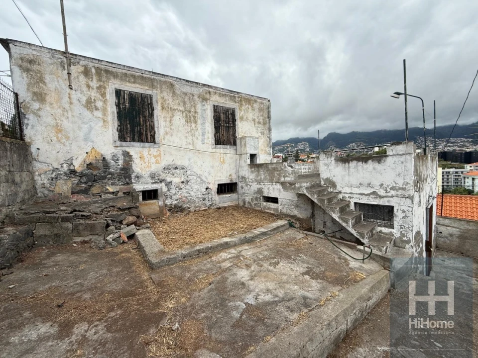 Moradia T2 para Venda em São Martinho Foto 17