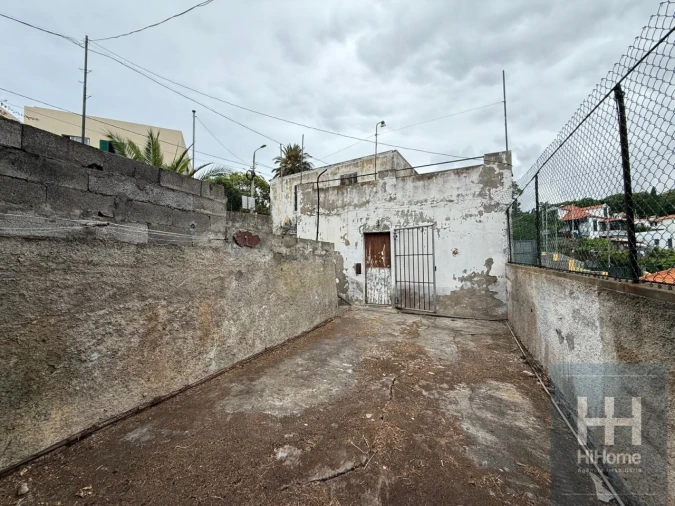 Moradia T2 para Venda em São Martinho Foto 16