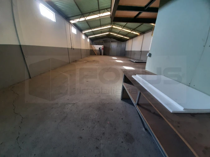 Armazém para Arrendamento em Vagos e Santo António Foto 3