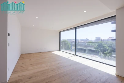 Apartamento T2 para Venda em Glória e Vera Cruz