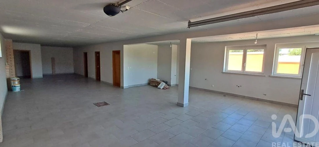 Moradia T3 para Venda em Salir de Matos Foto 24