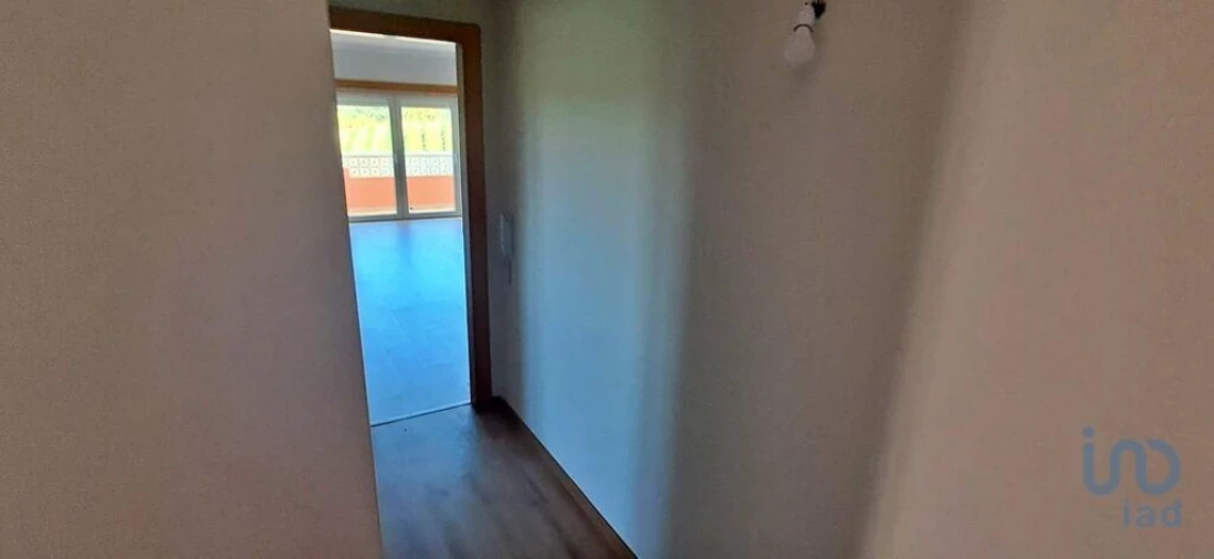 Moradia T3 para Venda em Salir de Matos Foto 13