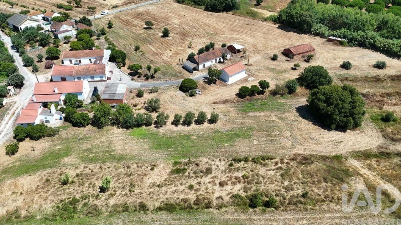 Terreno para Venda em Alcoentre Foto 27