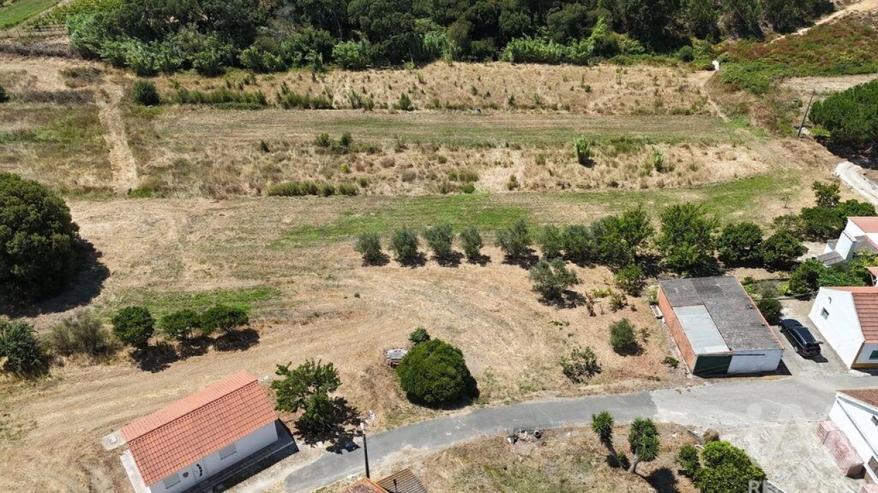 Terreno para Venda em Alcoentre Foto 28