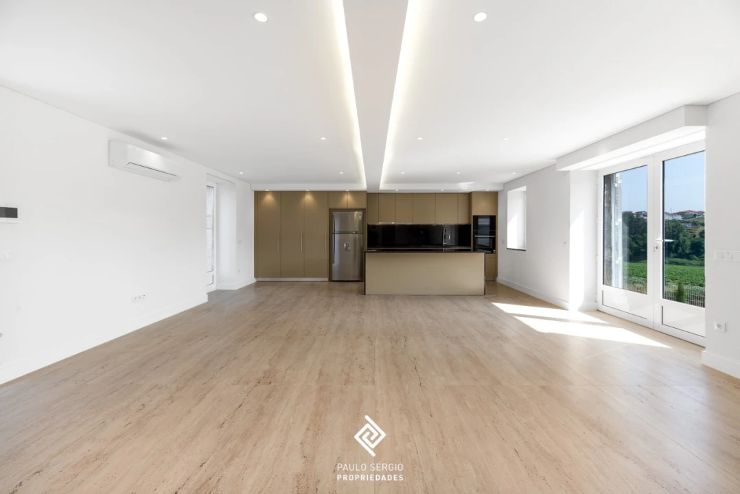 Moradia T5 para Venda em Macieira da Lixa e Caramos Foto 6