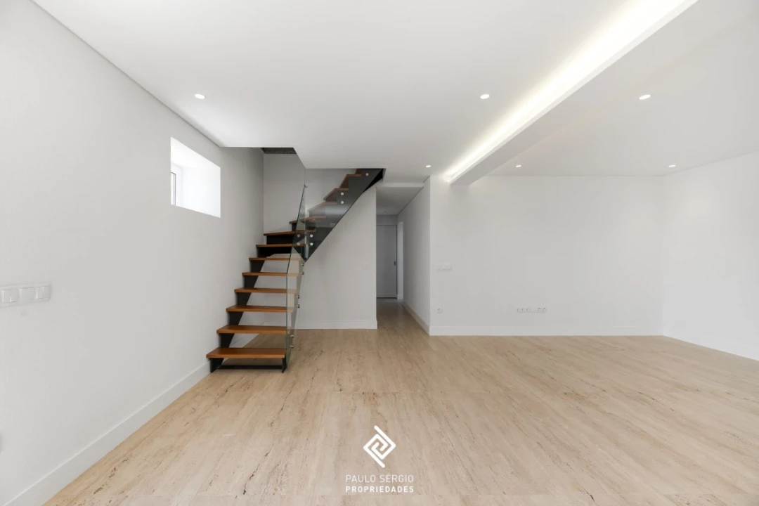 Moradia T5 para Venda em Macieira da Lixa e Caramos Foto 7