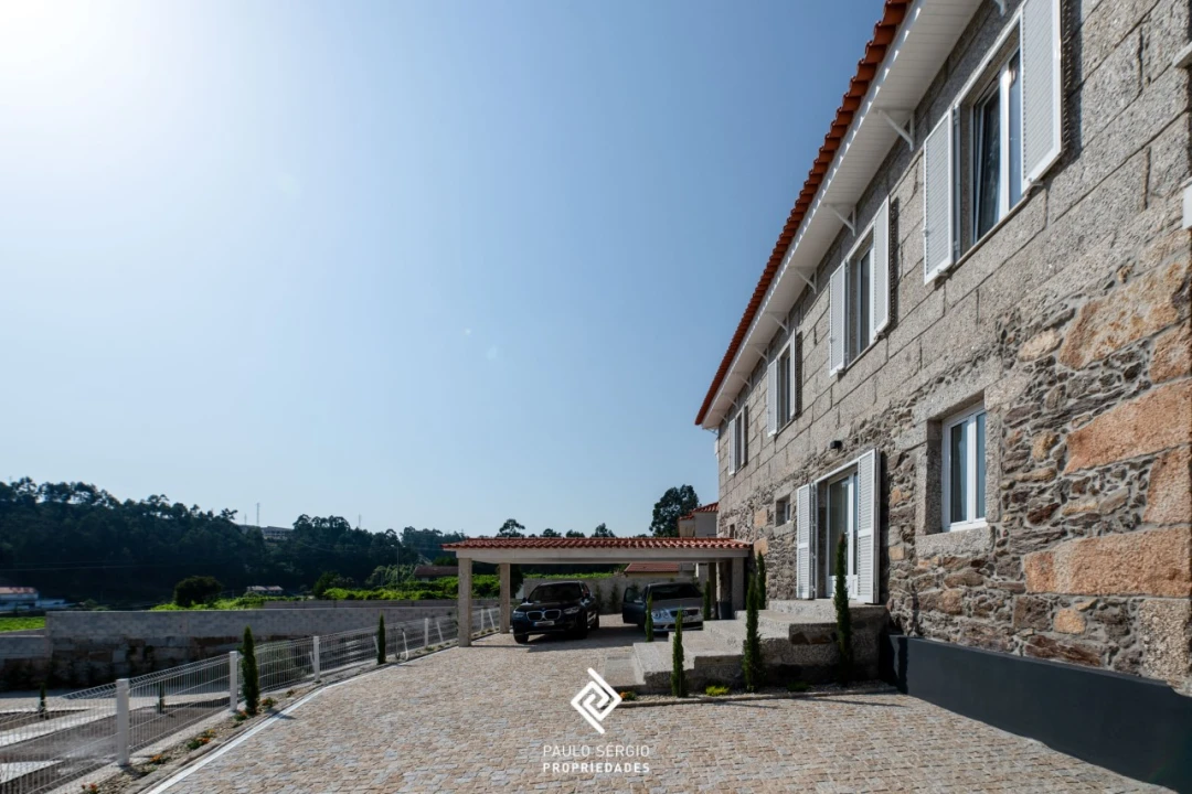 Moradia T5 para Venda em Macieira da Lixa e Caramos Foto 3