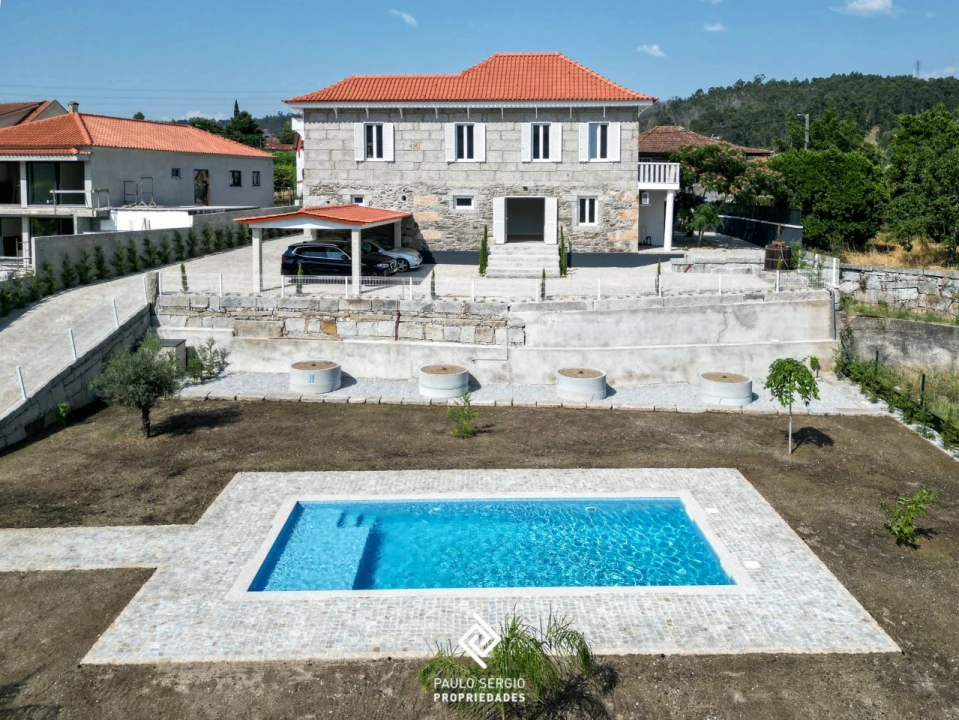 Moradia T5 para Venda em Macieira da Lixa e Caramos Foto 4