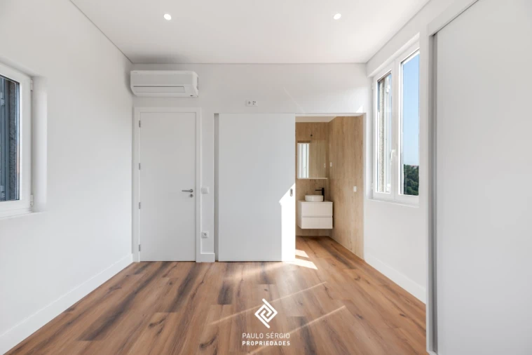 Moradia T5 para Venda em Macieira da Lixa e Caramos Foto 14