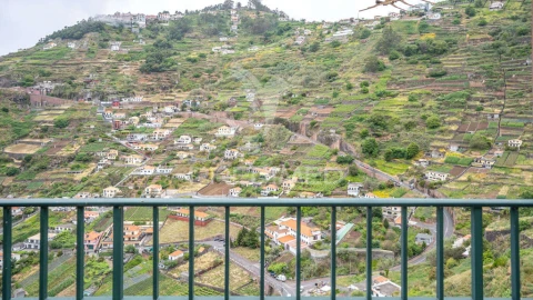 Moradia T3 para Venda em Camara de Lobos