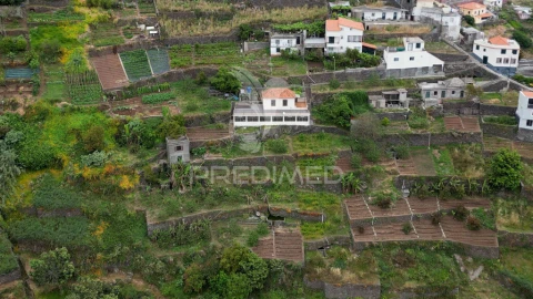 Moradia T3 para Venda em Camara de Lobos