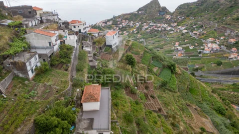 Moradia T3 para Venda em Camara de Lobos