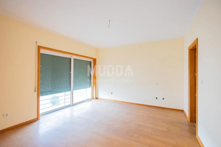 Moradia T3 para Venda em Rio Meão