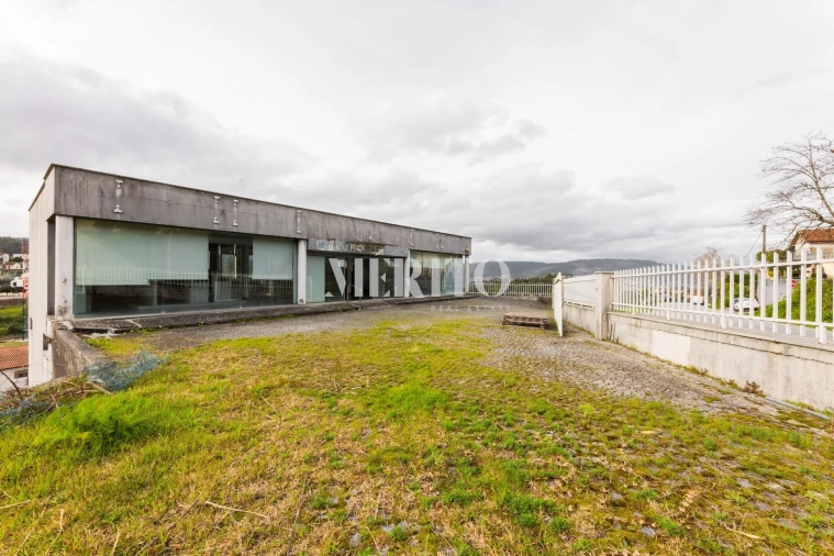 Armazém para Venda em Aborim Foto 20