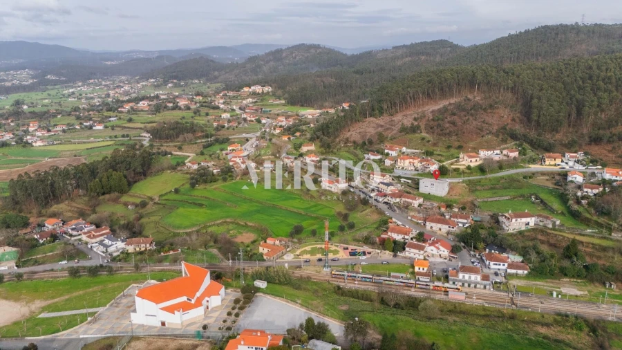 Armazém para Venda em Aborim Foto 2