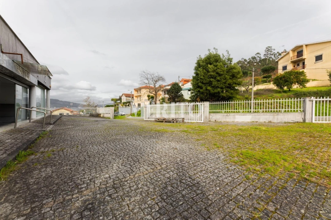Armazém para Venda em Aborim Foto 21