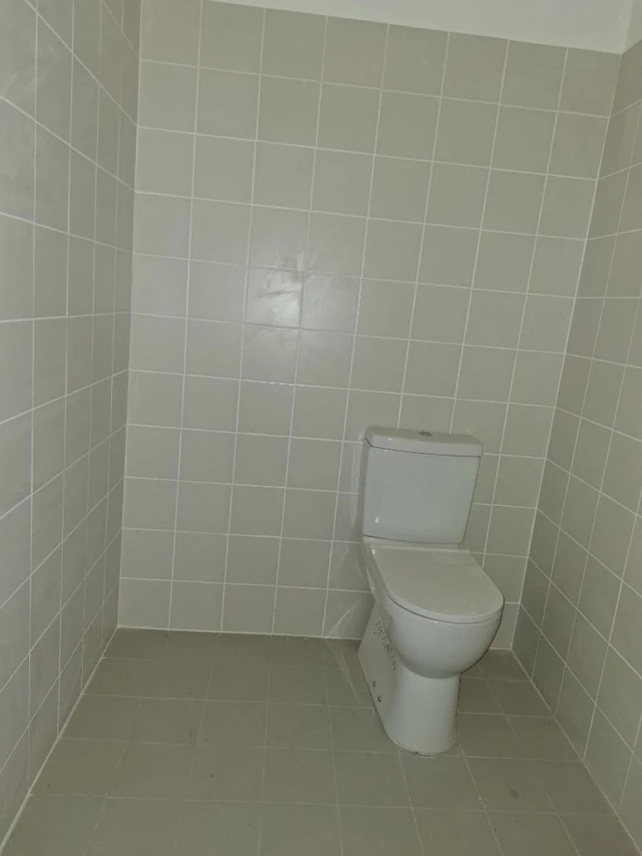 Armazém para Venda em Santo Tirso, Couto (Santa Cristina e São Miguel) e Burgães Foto 8