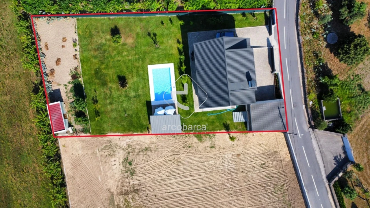 Moradia T5 para Venda em Arcos de Valdevez (São Paio) e Giela Foto 38