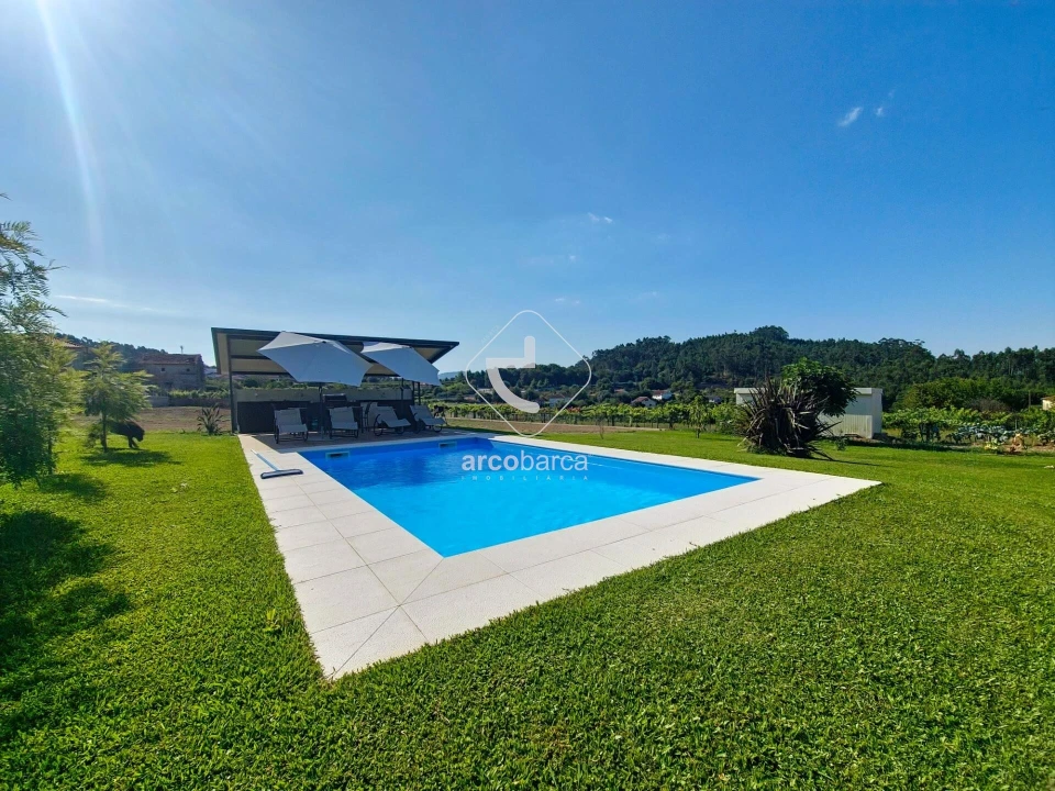 Moradia T5 para Venda em Arcos de Valdevez (São Paio) e Giela Foto 4