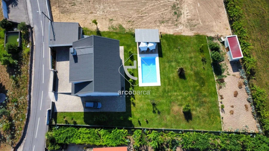 Moradia T5 para Venda em Arcos de Valdevez (São Paio) e Giela Foto 36