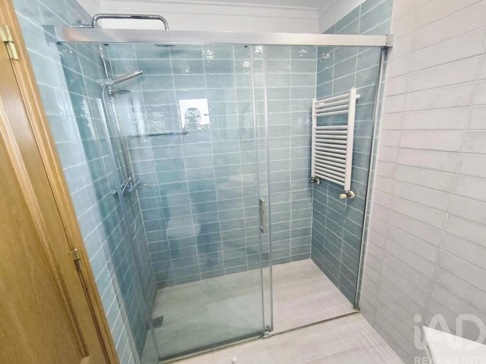 Apartamento T3 para Arrendamento em Arroios Foto 18