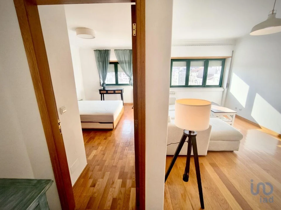 Apartamento T3 para Arrendamento em Arroios Foto 14