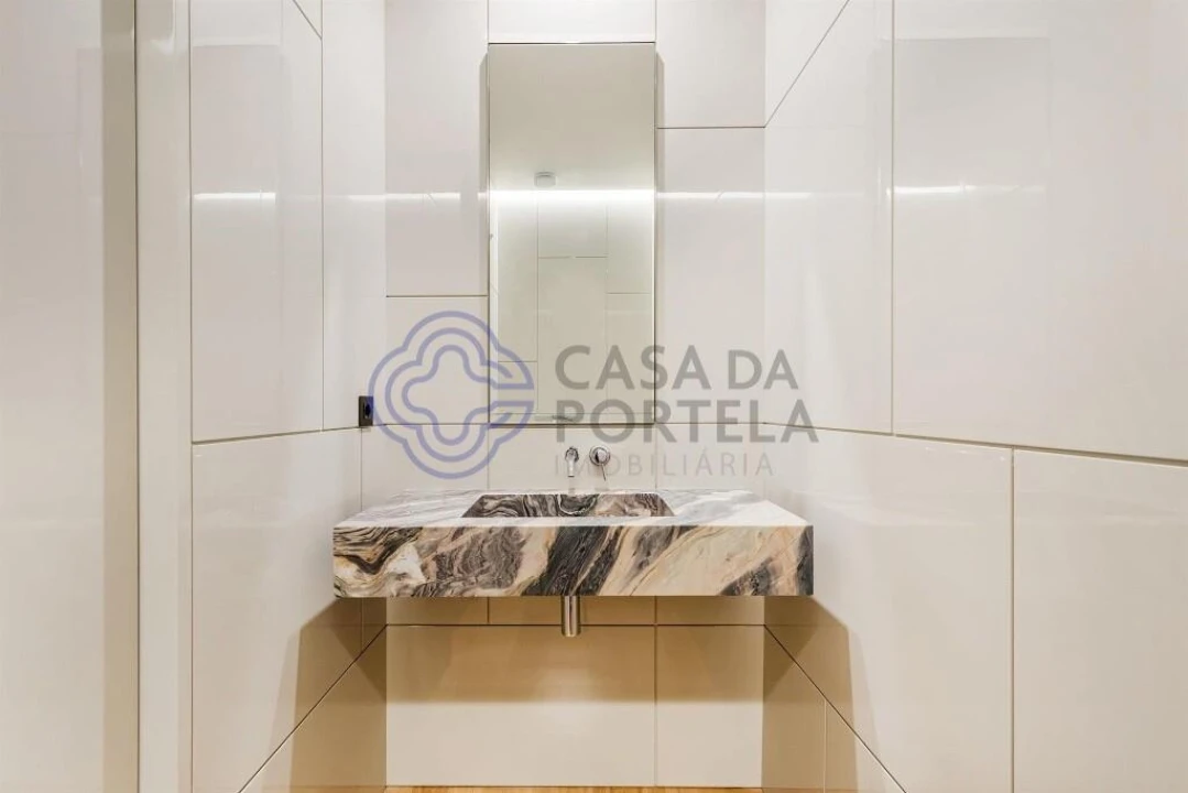 Apartamento T4 para Venda em Ramalde Foto 28