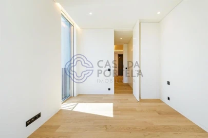 Apartamento T4 para Venda em Ramalde