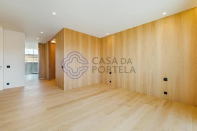 Apartamento T4 para Venda em Ramalde