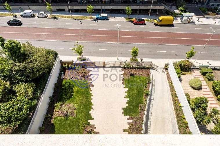 Apartamento T4 para Venda em Ramalde Foto 33