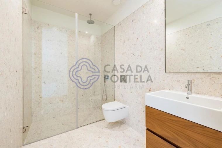Apartamento T4 para Venda em Ramalde Foto 27
