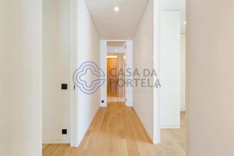Apartamento T4 para Venda em Ramalde Foto 13