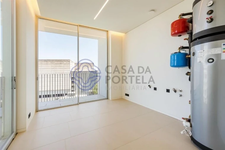 Apartamento T4 para Venda em Ramalde Foto 12