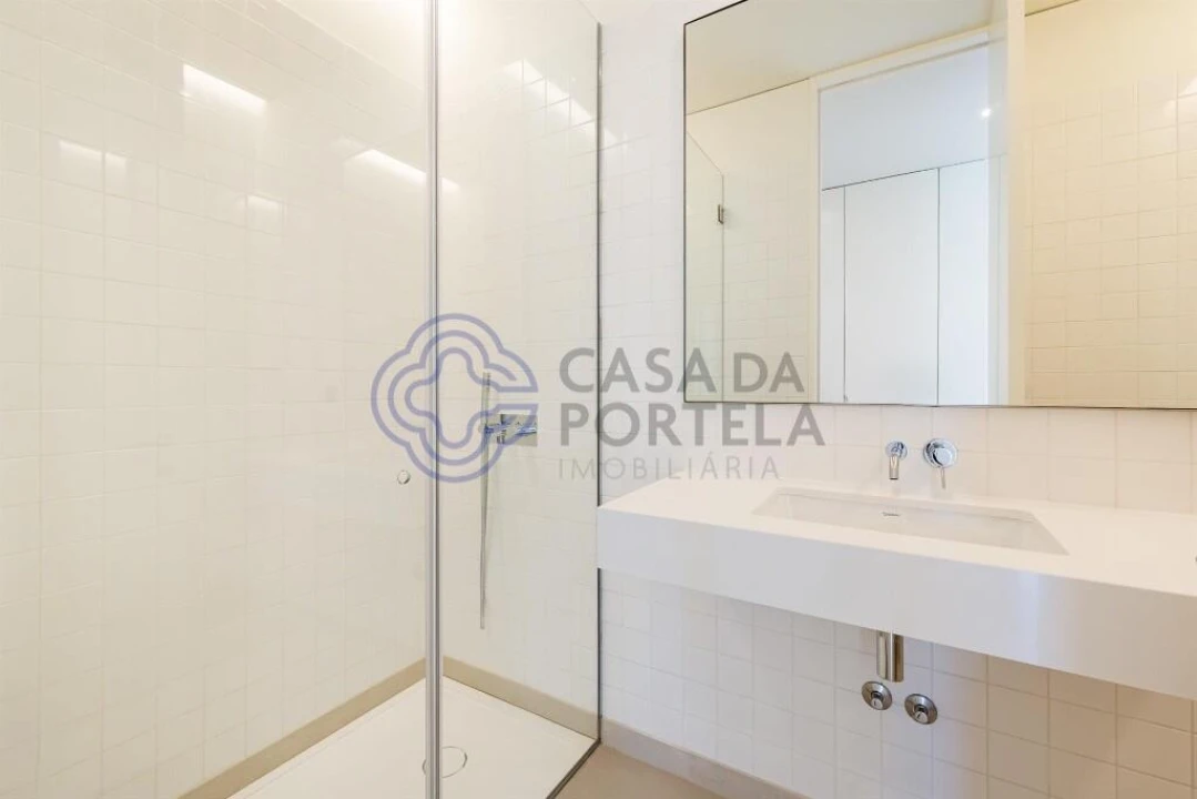 Apartamento T4 para Venda em Ramalde Foto 29