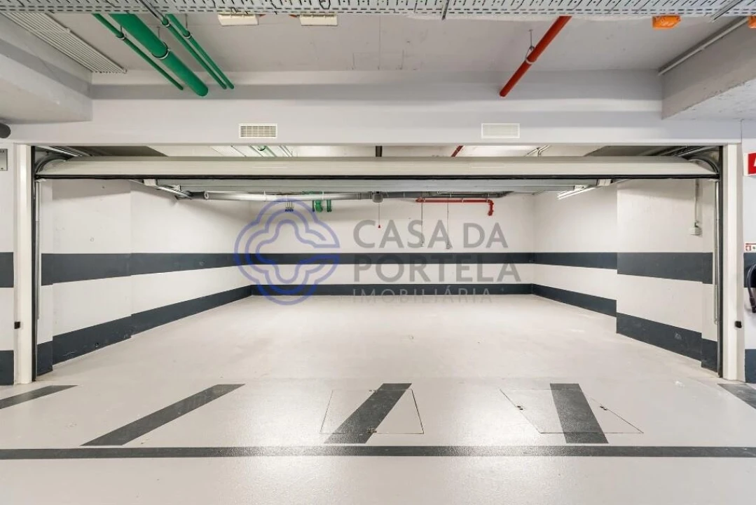 Apartamento T4 para Venda em Ramalde Foto 41