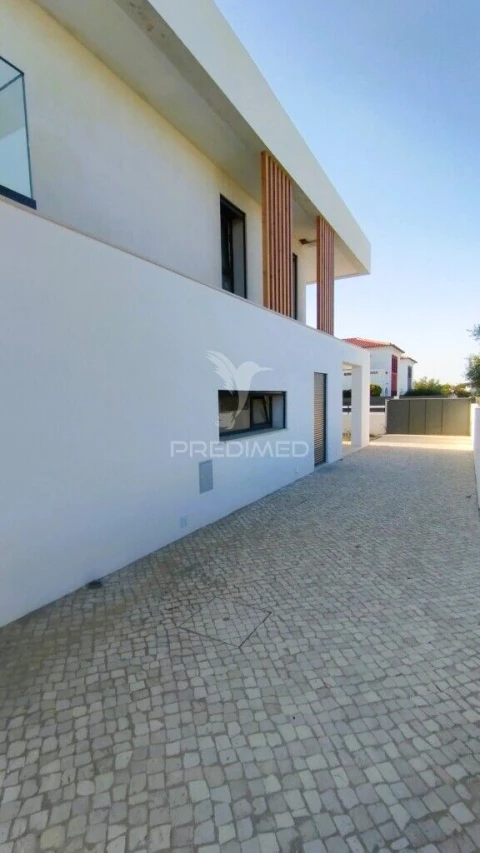 Moradia T4 para Venda em Azeitão (São Lourenço e São Simão)