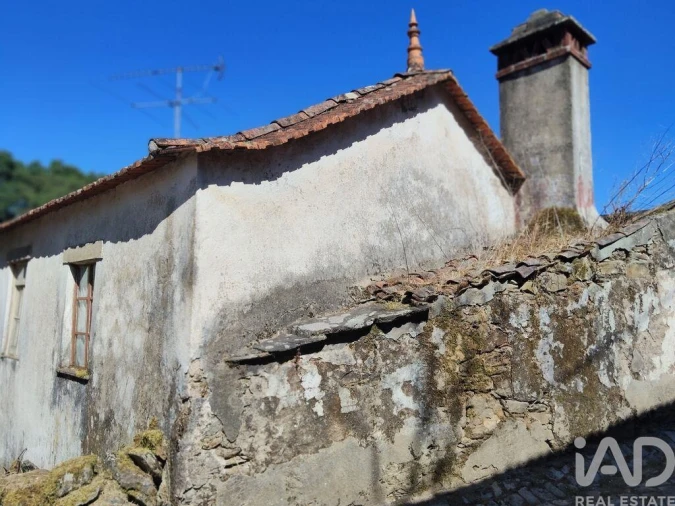 Moradia T2 para Venda em Castanheira de Pêra e Coentral Foto 21