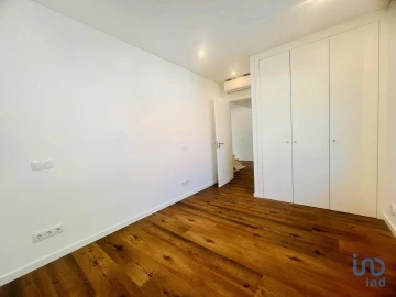 Moradia T4 para Venda em Quarteira